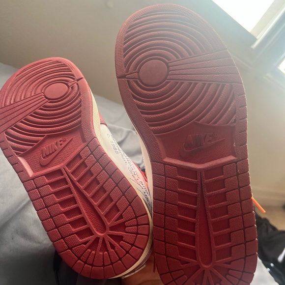Off White Chicago Jordan 1 High - Picture 5 of 5